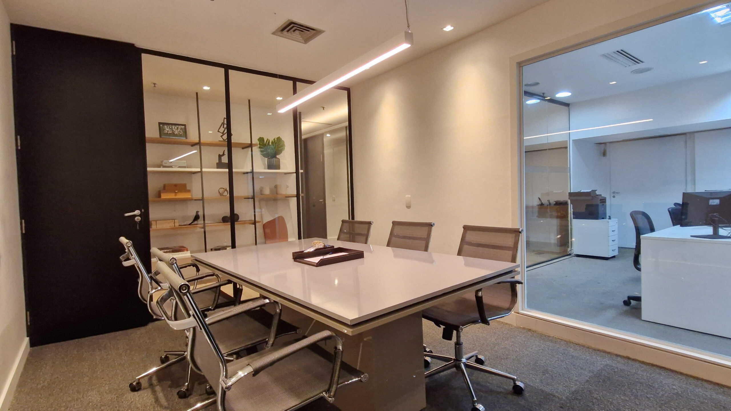 foto da segunda sala de reuniões